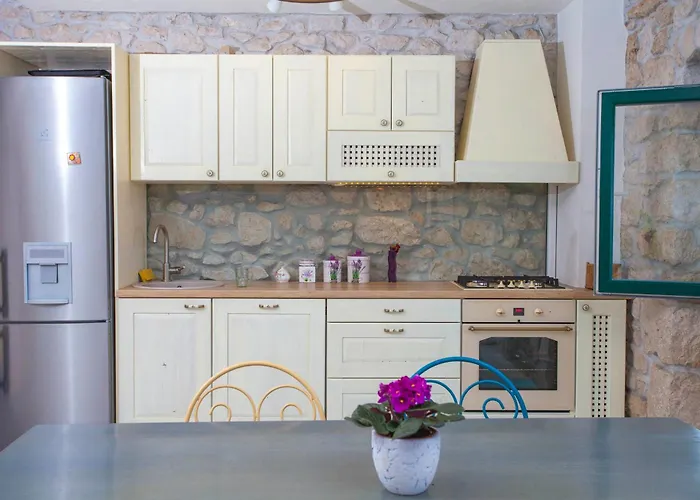 Holiday Home Fetiva Makar