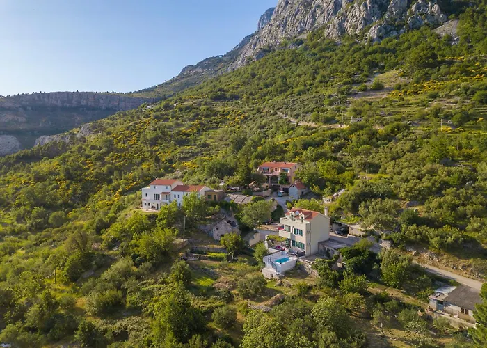 Marina - Holiday Home With Sea View